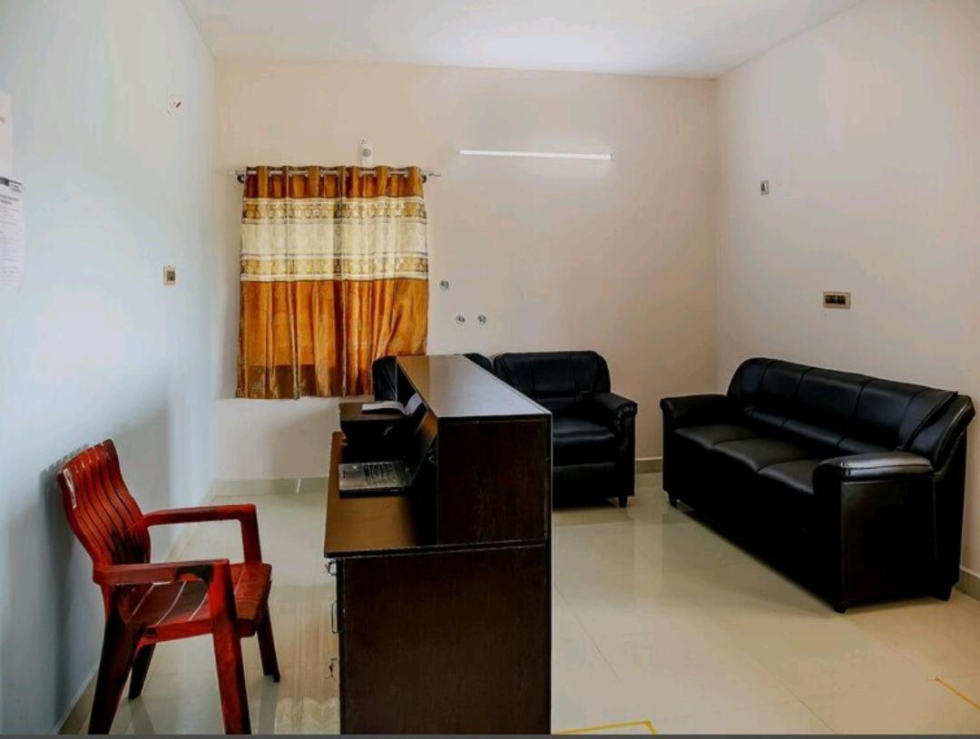 Nandas Grand Nellore Εξωτερικό φωτογραφία
